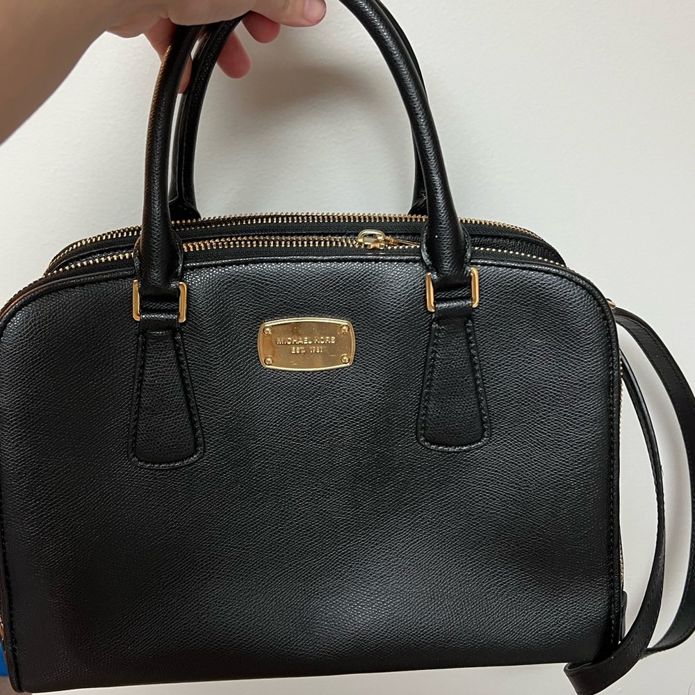 Three Pocket Michael Kors Leather Bag